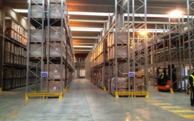 Trasloelevatori per stoccaggio automatico: ottimizzazione e automazione nei magazzini