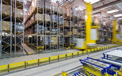 Magazzino con materiali in pronta consegna: la soluzione strategica per ottimizzare tempi e costi logistici